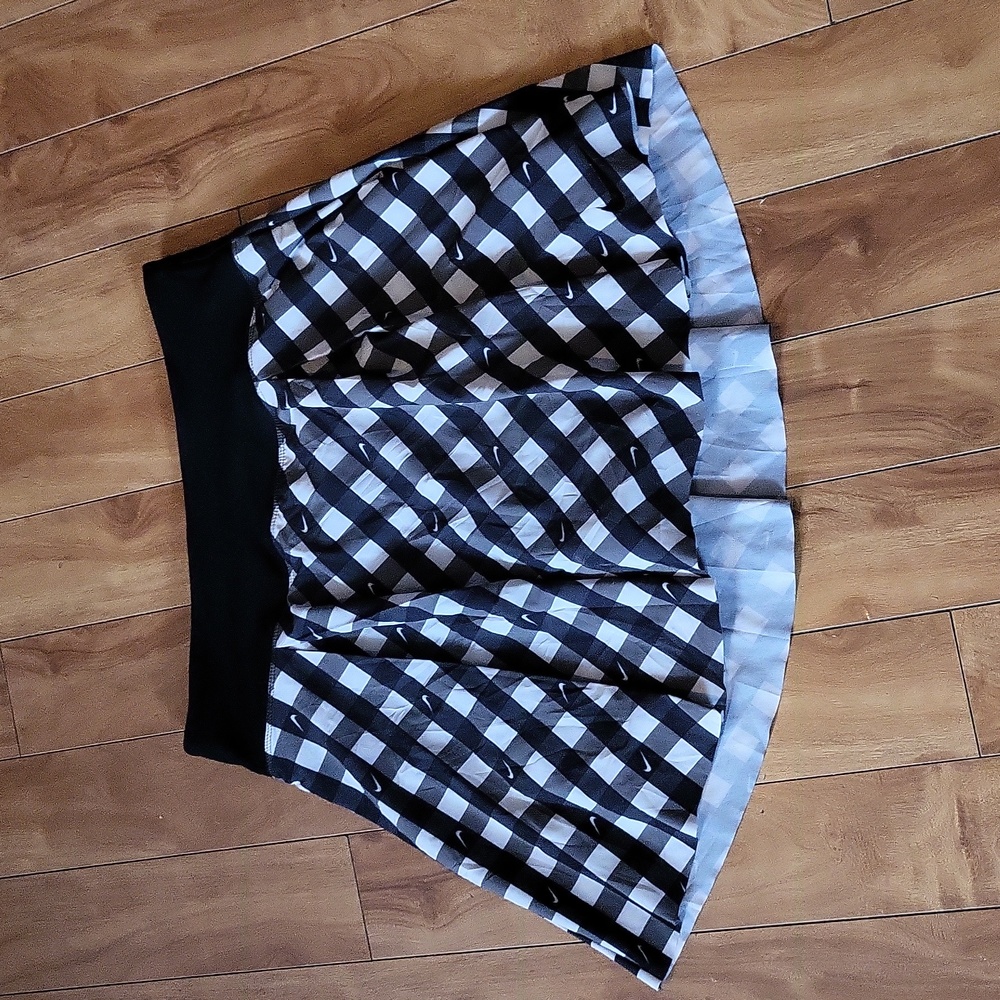 Nike skort